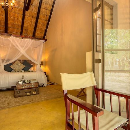 Mvuradona Safari Lodge Marloth Park Room photo