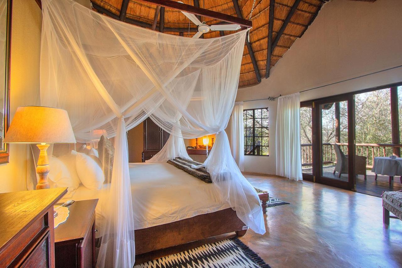 Mvuradona Safari Lodge Marloth Park Exterior photo